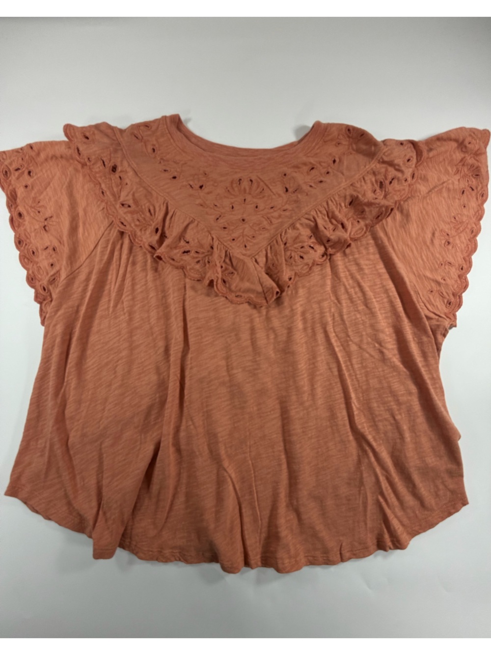 Democracy Bohoā Eyelet Flutter Sleeve Peasant Top Rust 3X Cottagecore